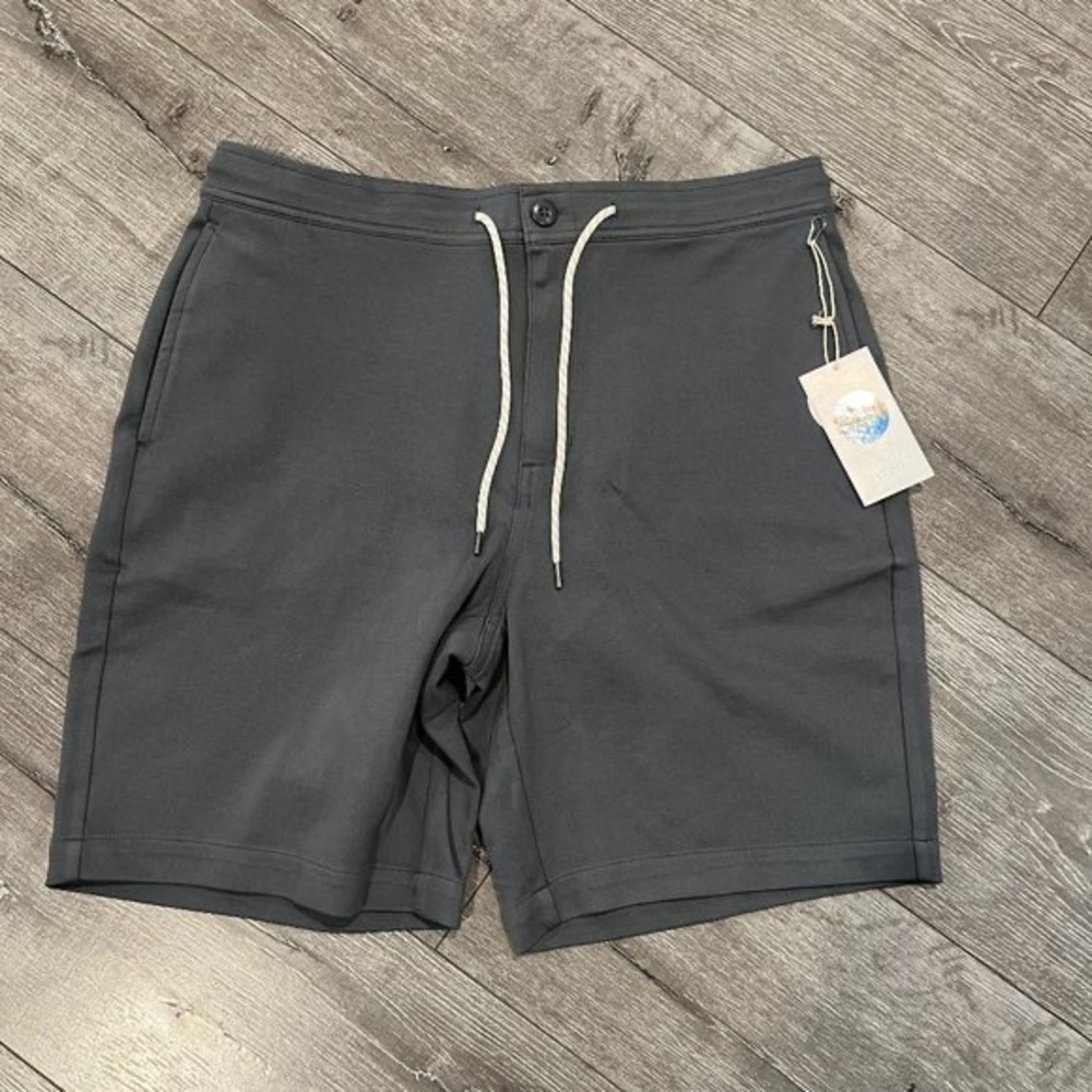 Brand New - Vuori Solana Shorts